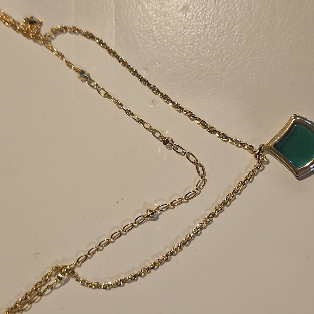Kendra Scott Gold Layered Necklace with Green Pendant - Picture 3 of 4